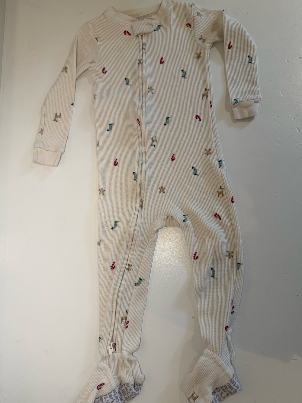 Carter’s Ribbed Cream Christmas Sleeper with Grip Feet – 24M